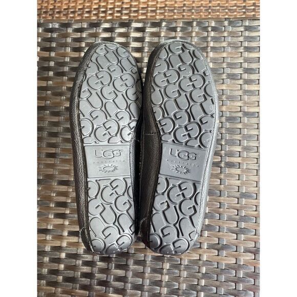 Men’s UGGs loafers size 12 - Picture 4 of 8